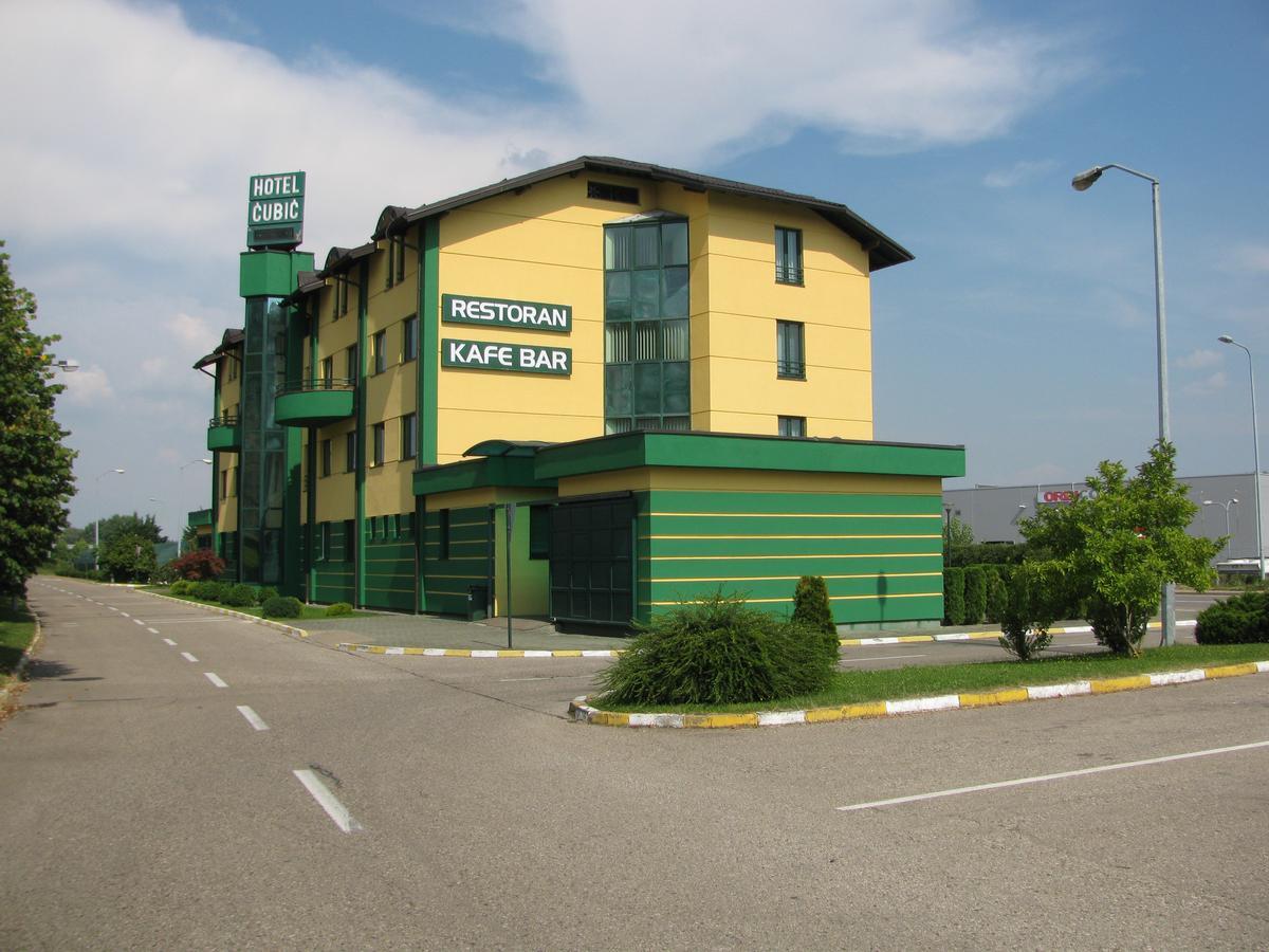 Hotel Cubic Лакташи Экстерьер фото